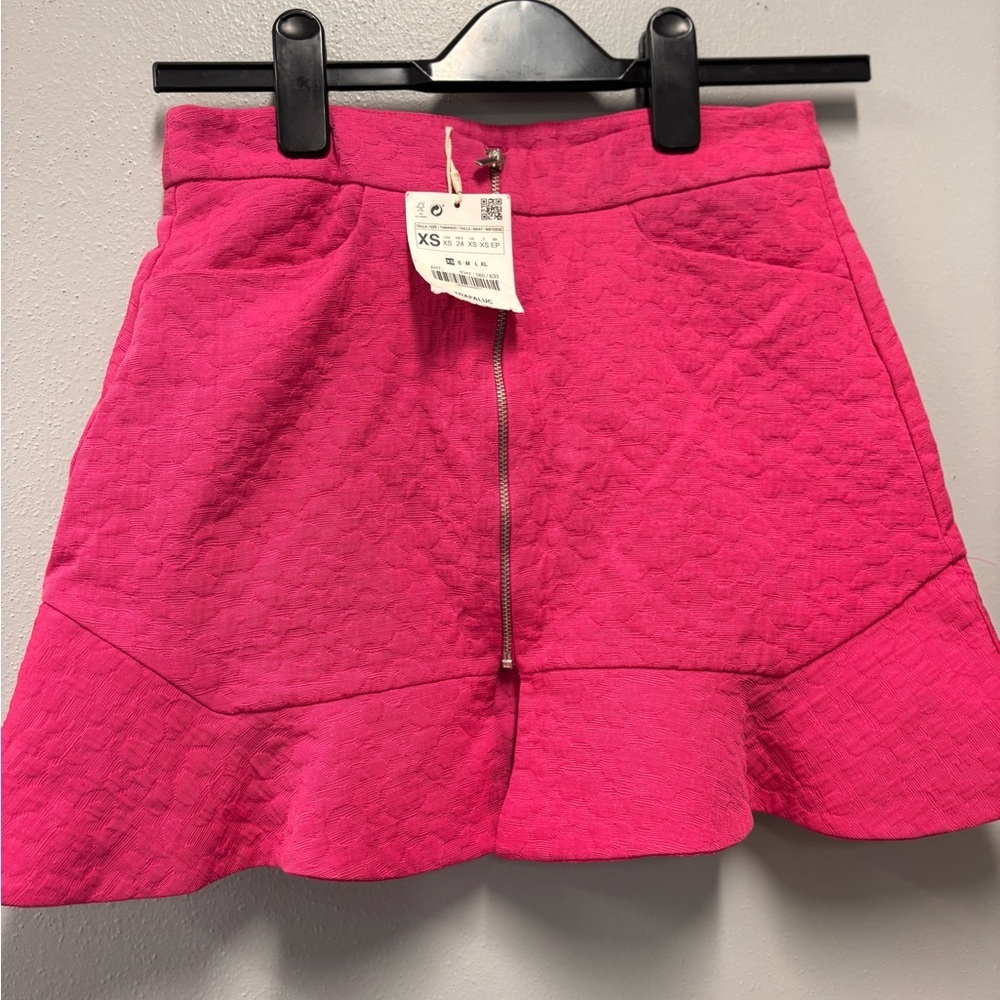 NWT ZARA Hot Pink Barbie Zipper Ruffle Mini Skirt Size Small